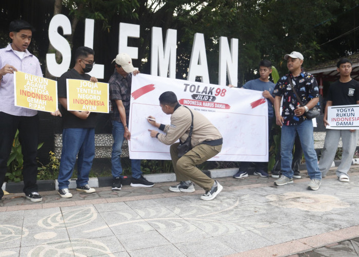 Warga Sleman Tanda Tangani Dukungan Indonesia Damai dan Tolak Reformasi Jilid 2