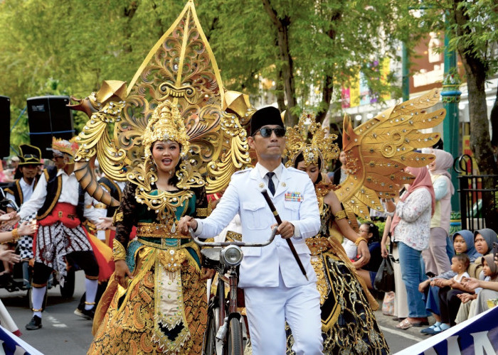 Belasan Kelompok Seni dan Budaya Nusantara Semarakkan Kirab Budaya Tresna Pancasila 2026 di Malioboro