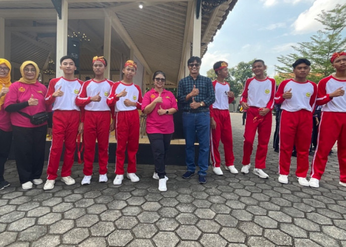 Grup Putra dan Putri SMPN 1 Panjatan Sabet Juara Umum Lomba Senam SKJ SMP se-DIY
