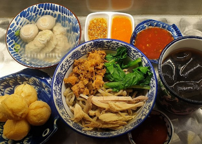 Destinasi Makan Siang Paling Menggugah Selera Bakmi di Jakarta Selatan