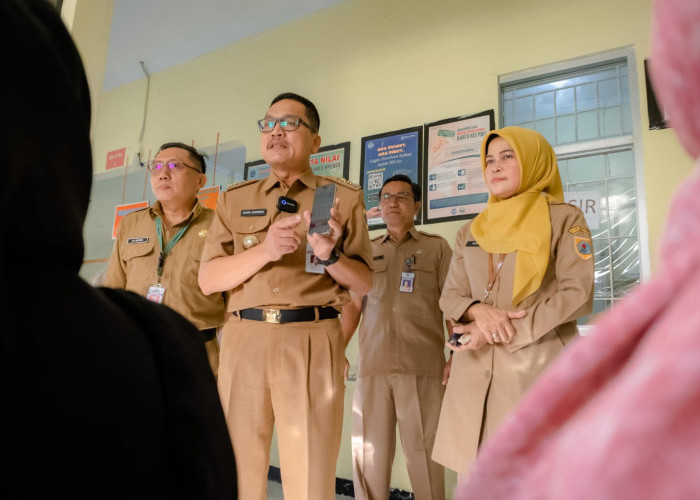 Tinjau Pelaksanaan Cek Kesehatan Gratis di Puskesmas, Pj Bupati Brebes : Mempermudah Layanan Masyarakat