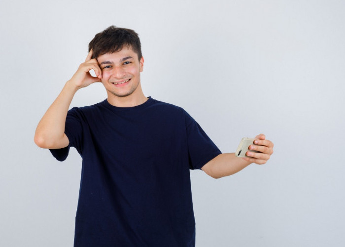 10 Produk Fashion Paling Laris di Pasaran, Nomor 5 Bisa Dipadupadan dengan Banyak Outfit