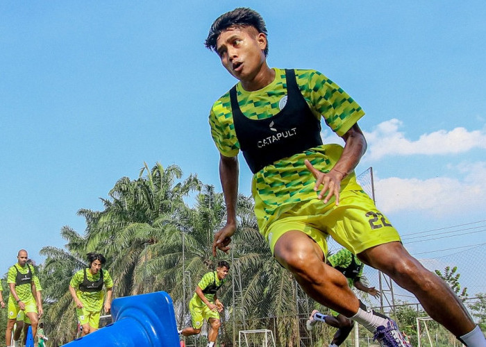 PSS Sleman Mulai Fokus Taktik, Pieter Huistra Siapkan Tim Dominan di Super League 2026/2027