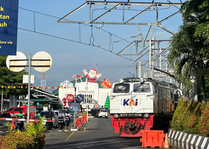 Okupansi Kereta di Yogya Tembus Puncak, 5 KA Ini Paling Padat Selama Libur Nataru