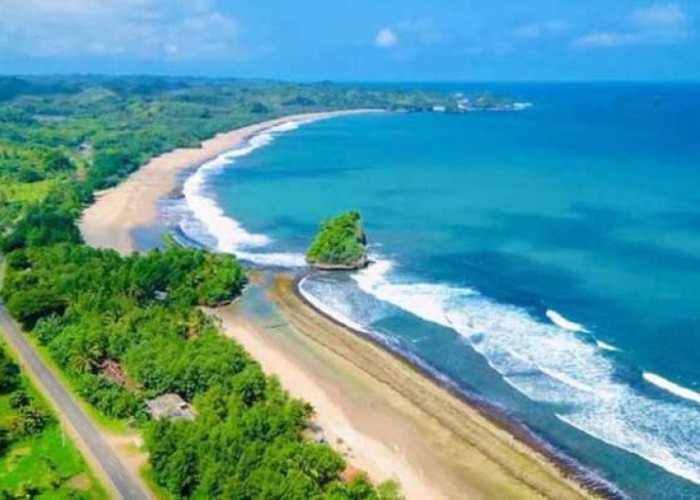 Eksplore Wisata Terbaru 2024 Pantai Parang Dowo Malang, Nikmati Laguna Vibes Estetik