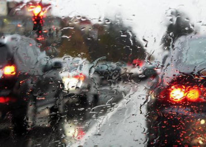 3 Kesalahan yang Dilakukan Pengendara Mobil Ketika Hujan, Masihkah Kamu Melakukan Salah Satunya?