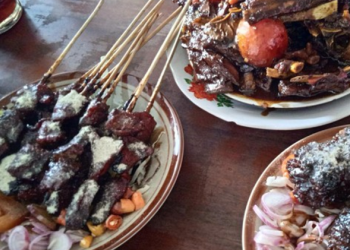 Wisata Kuliner Wajib untuk Makan Siang Menggugah Selera, Sate Kambing Legendaris Solo 