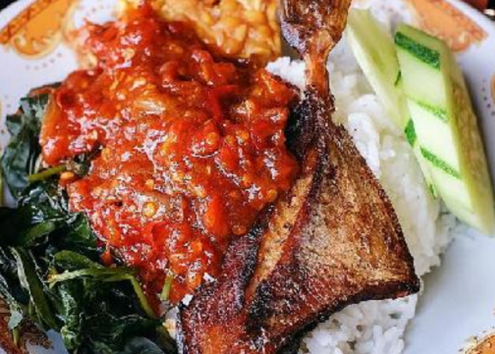 Destinasi Kuliner Malam Petualangan Rasa Makan Enak, Murah, dan Legendaris