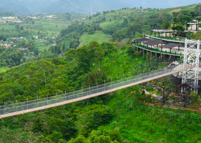 Pesona Pariwisata Kabupaten Cianjur Dari Keajaiban Alam Hingga Wahana Modern Paling Edukatif