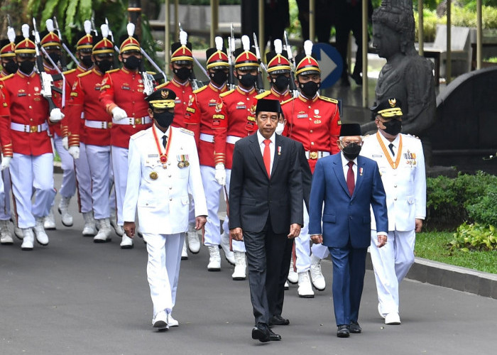 Sri Sultan HB X dan Paku Alam X Kembali Dilantik Sebagai Gubernur dan Wakil Gubernur DIY, Ini Pesan Jokowi