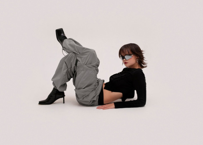 Praktis dan Modis Setiap Hari, Simak 5 Ide Padu Padan Outfit Terbaik dengan Nuansa Monokrom