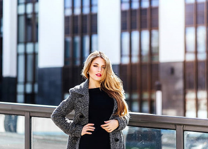 Inspirasi OOTD Inner Dress Hitam yang Simple Tapi Elegan, Bisa Dijadikan Outfit Andalan