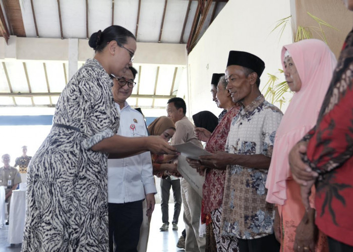 141 Warga Relokasi Turgo Terima Serat Palilah, Kepastian Hukum Tanah Kasultanan Kini Jelas Hingga 10 Tahun