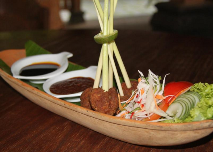 Menemukan Ketenangan Lewat Rekomendasi Restoran Paling Cozy untuk Makan Siang di Solo