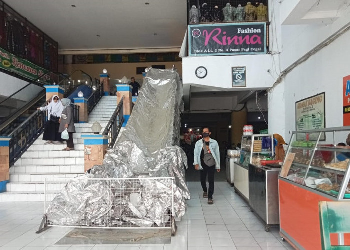 Eskalator Lama Pasar Pagi Kota Tegal Mati, Lift Baru Belum Berfungsi