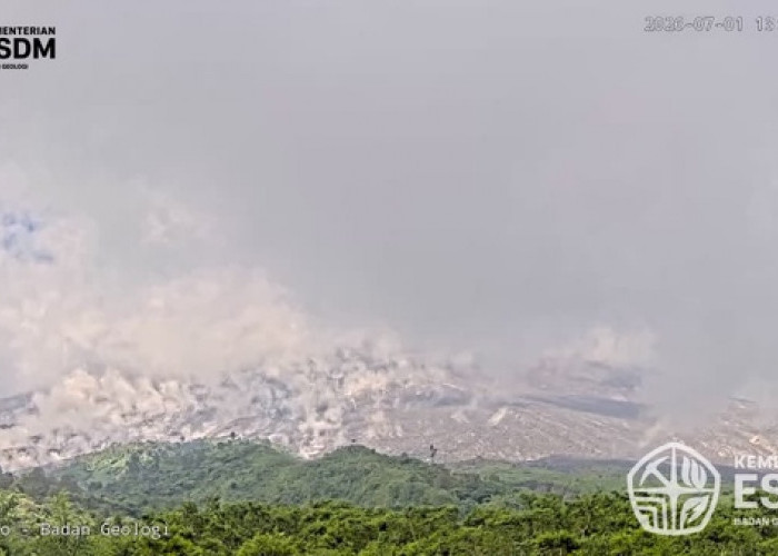 Gunung Merapi Luncurkan Awan Panas Guguran Rabu Siang, Warga Diminta Jauhi Alur Sungai