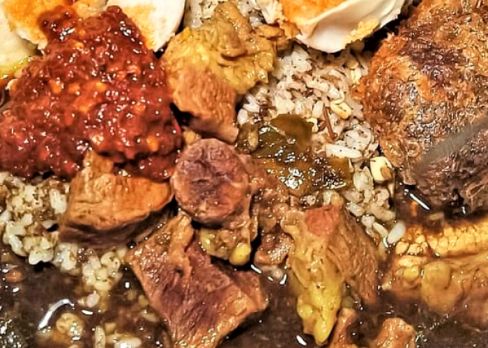 Jelajahi Rekomendasi Destinasi Kuliner Malam Legendaris di Kota Pahlawan, Berikut Ulasan Selengkapnya