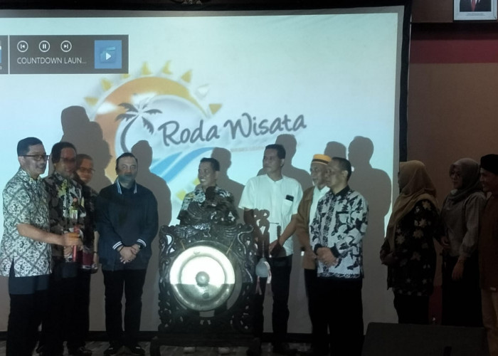 Promosikan Potensi Budaya dan Wisata Kabupaten Brebes, Pj Bupati Ajak Masyarakat Melek Digital Roda Wisata