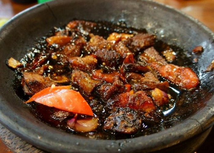 Wisata Kuliner Legendaris Bandung Ini Daftar Wajib Coba untuk Liburan yang Tak Terlupakan