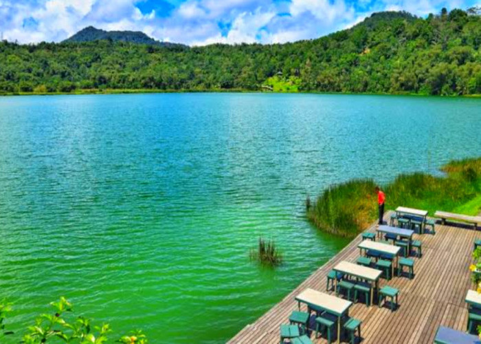 Wisata Terbaru 2024 Danau Linow: Fakta Menarik, Lokasi, Fasilitas, HTM dan Jam Buka Lengkap Cek Disini