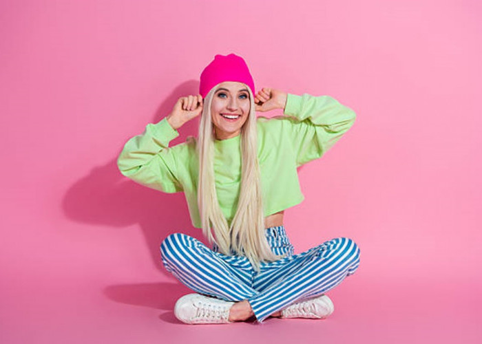 Panduan Outfit Colorful: Inspirasi Tampil Lebih Berani Anti Boring, Simak Disini