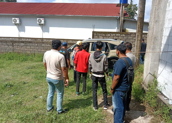 Geger Mobil Terparkir Sebulan di Condongcatur Sleman, Ternyata Ada Mayat di Dalamnya