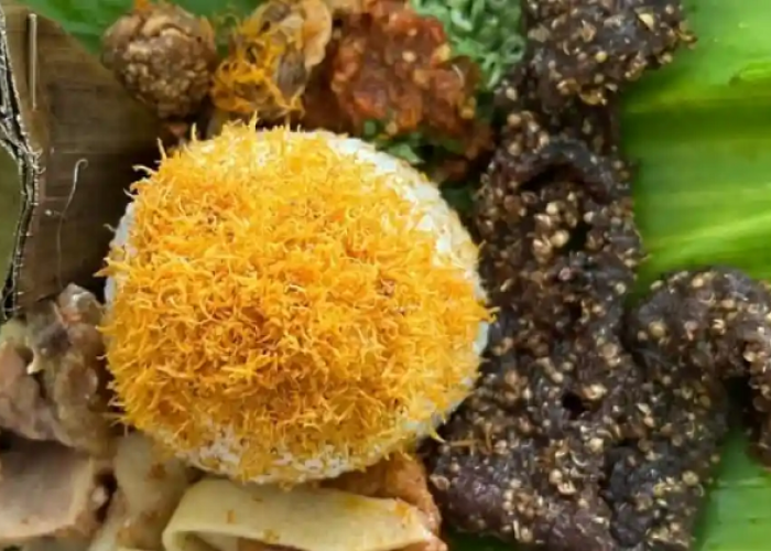 Menjelajahi Kuliner Malam di Sekitar Stasiun Surabaya Gubeng, Destinasi Murah dan Lezat