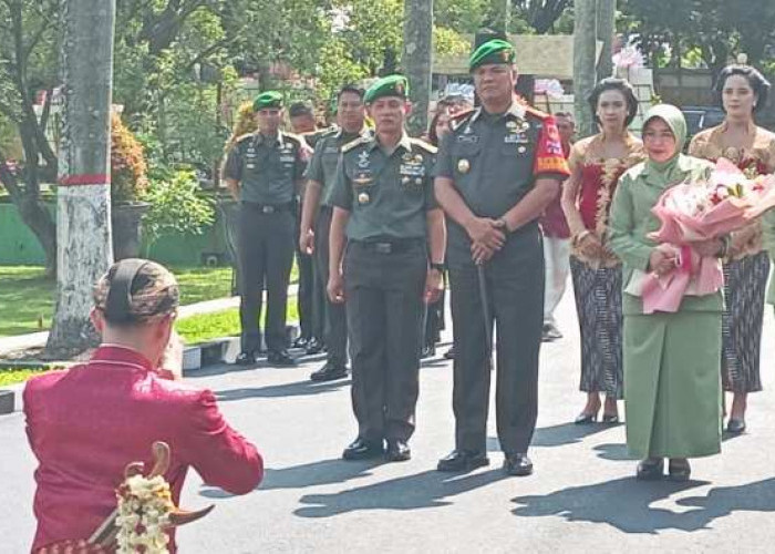 Jabatan Pangdam IV/Diponegoro Berakhir, Mayjen TNI Tandyo Budi Revita Pamit Ke Sri Sultan dan Sri Paduka