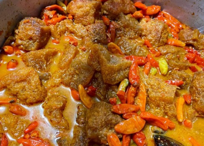 Pilihan Gudeg Malam Paling Legendaris di Jogja Jadi Surga Kuliner Tengah Malam yang Ramai