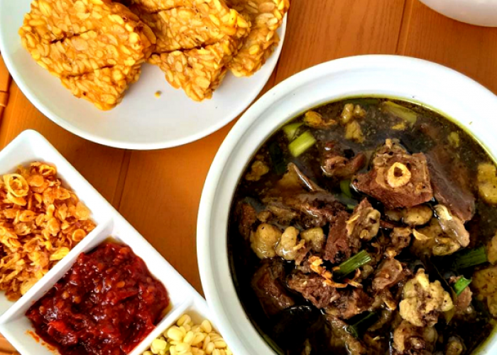 Menjelajahi Destinasi Legendaris Wisata Kuliner Surabaya yang Buat Ketagihan 