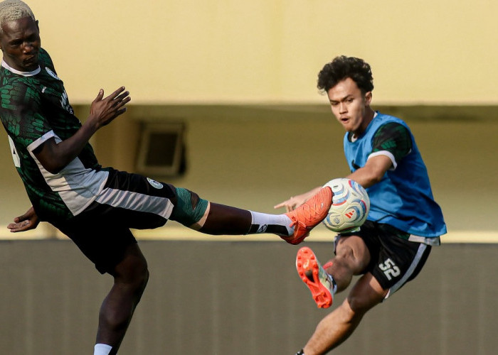 PSS Sleman Kebobolan 5 Gol dalam 2 Laga, Pieter Huistra Siapkan Perubahan Lawan Dewa United