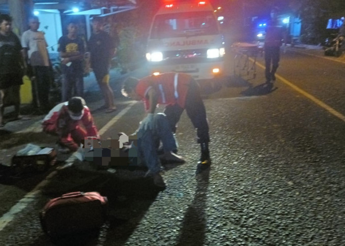  Diduga Hilang Konsentrasi, Pengendara Motor Tewas Hantam Pembatas Jalan di Parangtiris