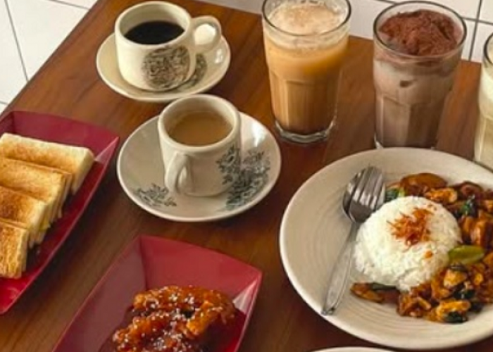 Menelusuri Modernitas Budaya Kopitiam di Surabaya