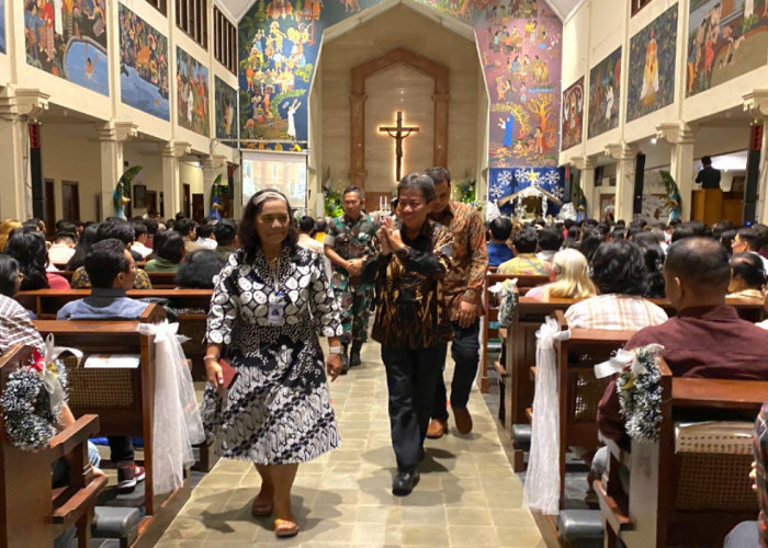 Misa Natal di Gereja St. Antonius Padua Yogyakarta Terpantau Aman, Jaga Kerukukan Antar Umat Beragama