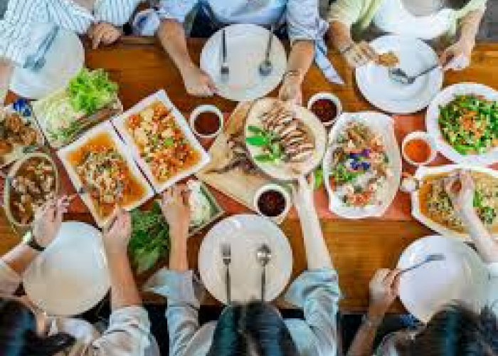 8 Tempat Makan Favorit Keluarga di Jogja 2025, Dengan Nuansa Alam Nyaman dan Estetik