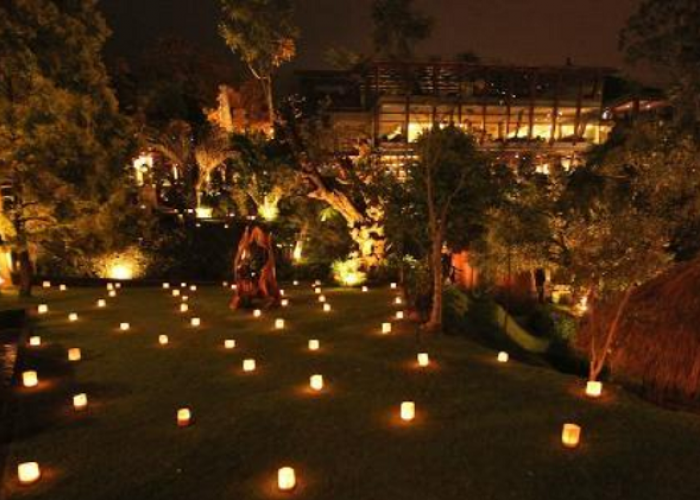 Romantisme Lewat Kelezatan Kuliner Malam di Kawasan Dago, Kota Bandung