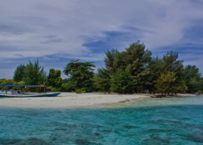 Nikmati Indahnya Terumbu Karang, Berikut 7 Pesona Wisata Terbaru 2024 Pantai Eksotis dan Populer Jawa Tengah