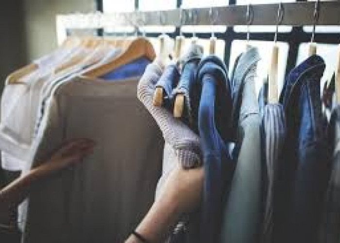 Basic Style Tren Fashion Yang Sesuai Kepribadian, Ungkap Karakter Lewat Busana Di Era Modern 2025