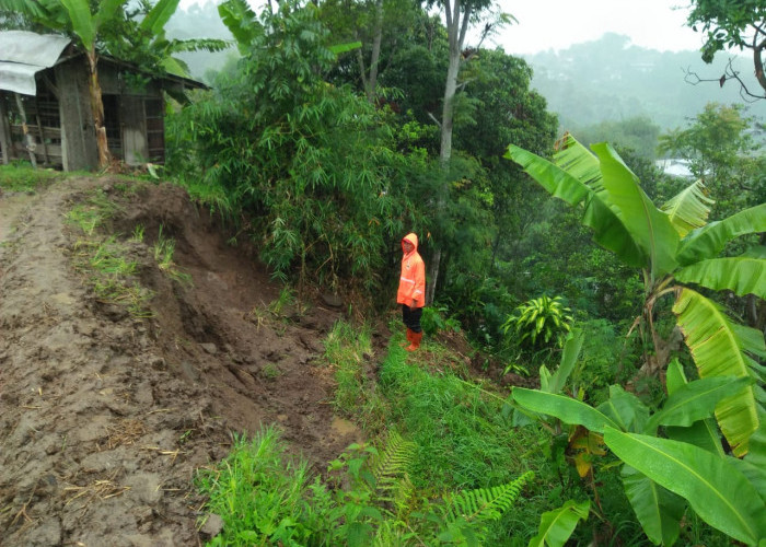 ﻿Hujan Intensitas Tinggi, Banjir dan Longsor Terjang Wilayah Sirampog