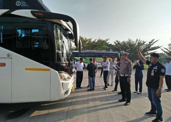 Cegah Terulangnya Tragedi Subang, Polres Tegal Lakukan Ramp Check terhadap Armada Bus