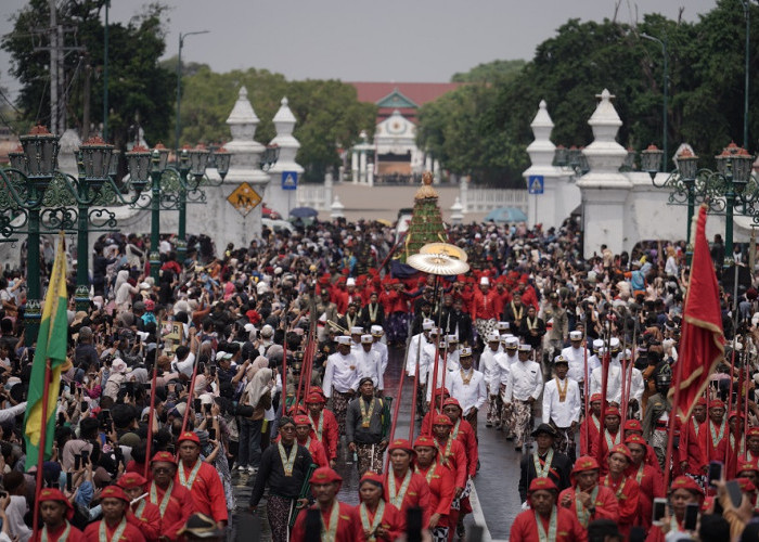 Keraton Yogyakarta Gelar Grebeg Mulud, Gunungan Brama Dikeluarkan Khusus Tahun Dal