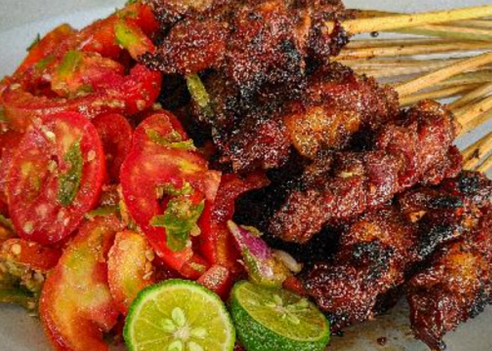 Jejak Rasa di Jalur Nagreg Destinasi Sate dan Bakso Favorit Pemudik Lebaran 2026 dengan Nikmati Setiap Proses