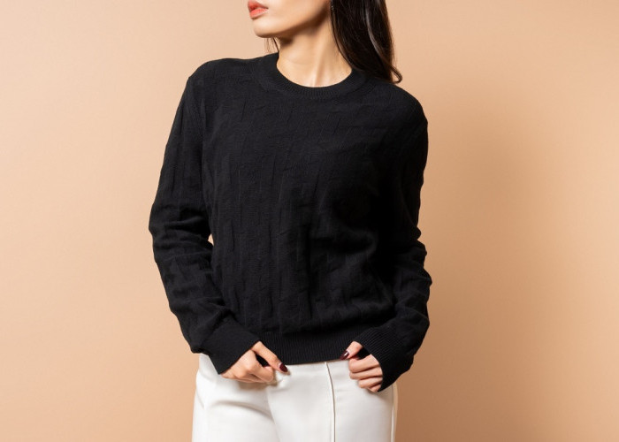 Penuh Nuansa Sejarah, Simak 5 Item Fashion Old Money yang Bisa Kamu Coba di 2025