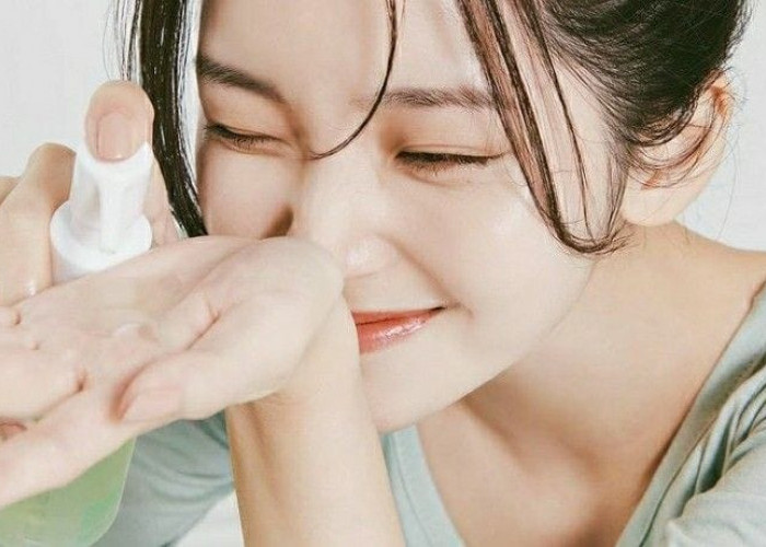 9 Rekomendasi Facial Wash Untuk Memutihkan Kulit Wajah Bak Artis Korea? Simak Ulasan Lengkapnya Disini!