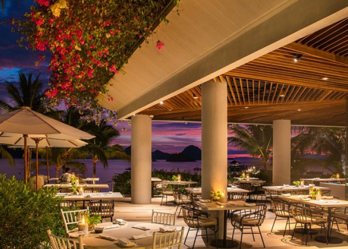Very Romantic, Ini Restoran Labuan Bajo dengan Pemandangan Spektakuler