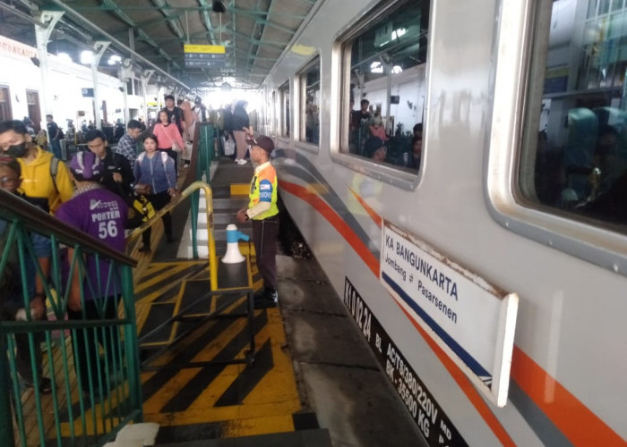 Imbas Penanganan KA Purwojaya, Perjalanan Kereta dari Yogyakarta dan Solo Terlambat