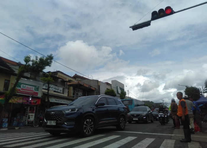 Volume Kendaraan Tembus 7.000 Per Jam, Dishub Jogja Pasang APILL Baru di Mantrigawen–Katamso