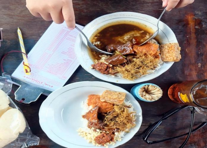 Daftar Destinasi Makan Siang Pilihan Terbaik di Metropolitan Surabaya