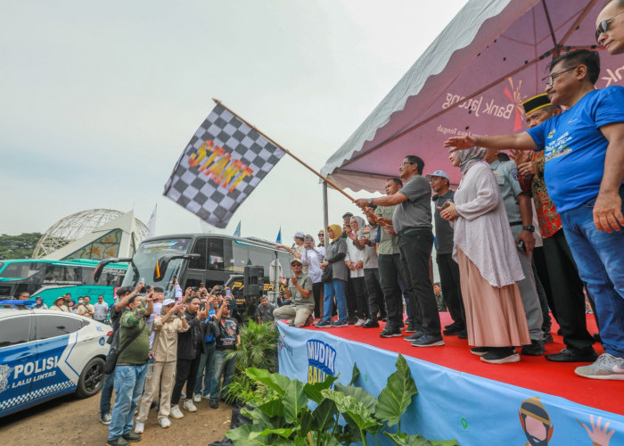 Pj Gubernur Jateng Lepas Mudik Gratis, 11.600 Warga Gunakan 239 Armada Bus