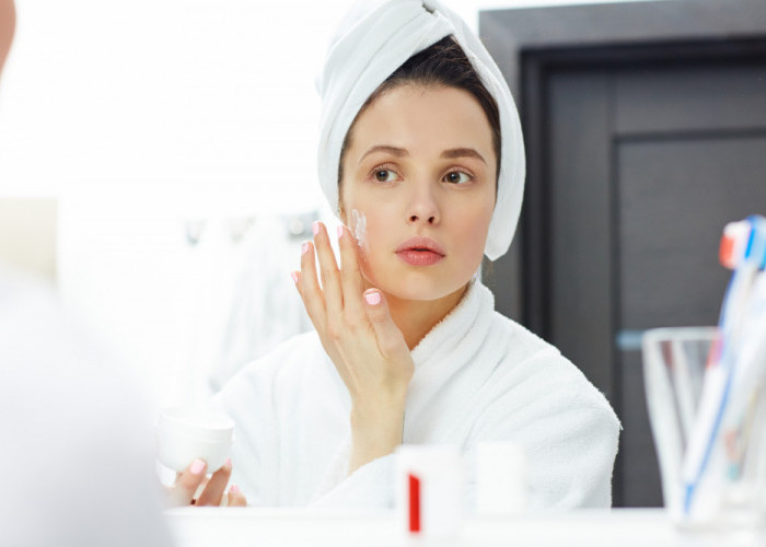 Rekomendasi 8 Skincare BPOM untuk memutihkan kulit wajah yang paling banyak diminati di tahun 2024!